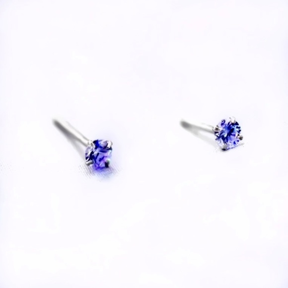 Tiny 925 Sterling Silver 4 Prong Set 3mm Lavender Diamond CZ Stud Earrings - Picture 5 of 10